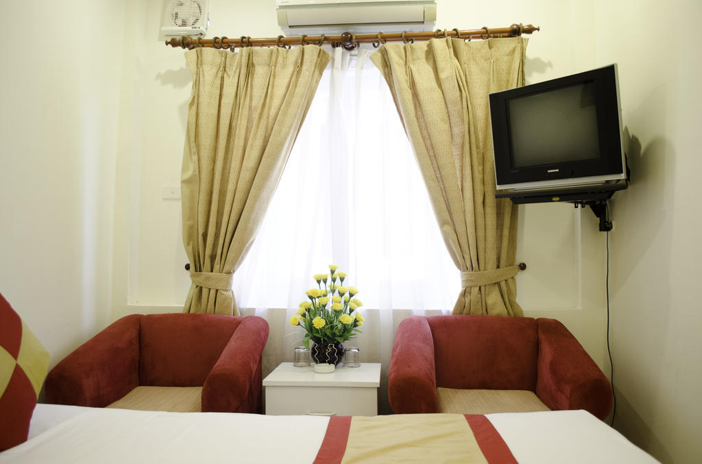 Blue Moon Hotel Hanoi Exterior photo